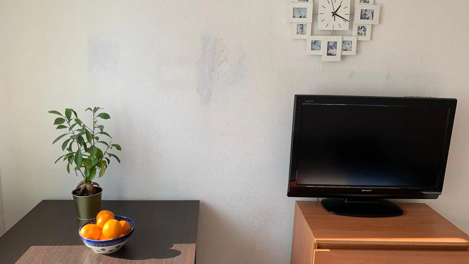 Homestay Pokoj W Wilanowie Warsaw Poland